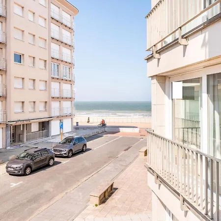 Modern In With Sea View Apartment Koksijde
