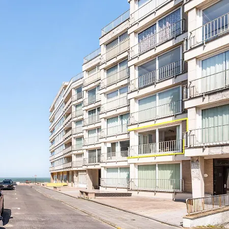 Modern In With Sea View Apartment *