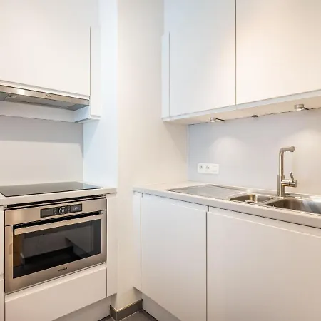 Modern In With Sea View *